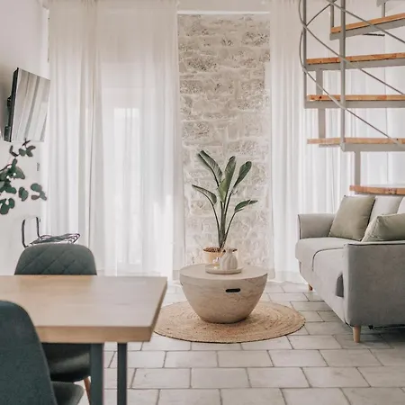 Luminis By About Paxos