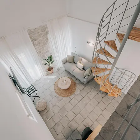 Luminis By About Paxos Apartman